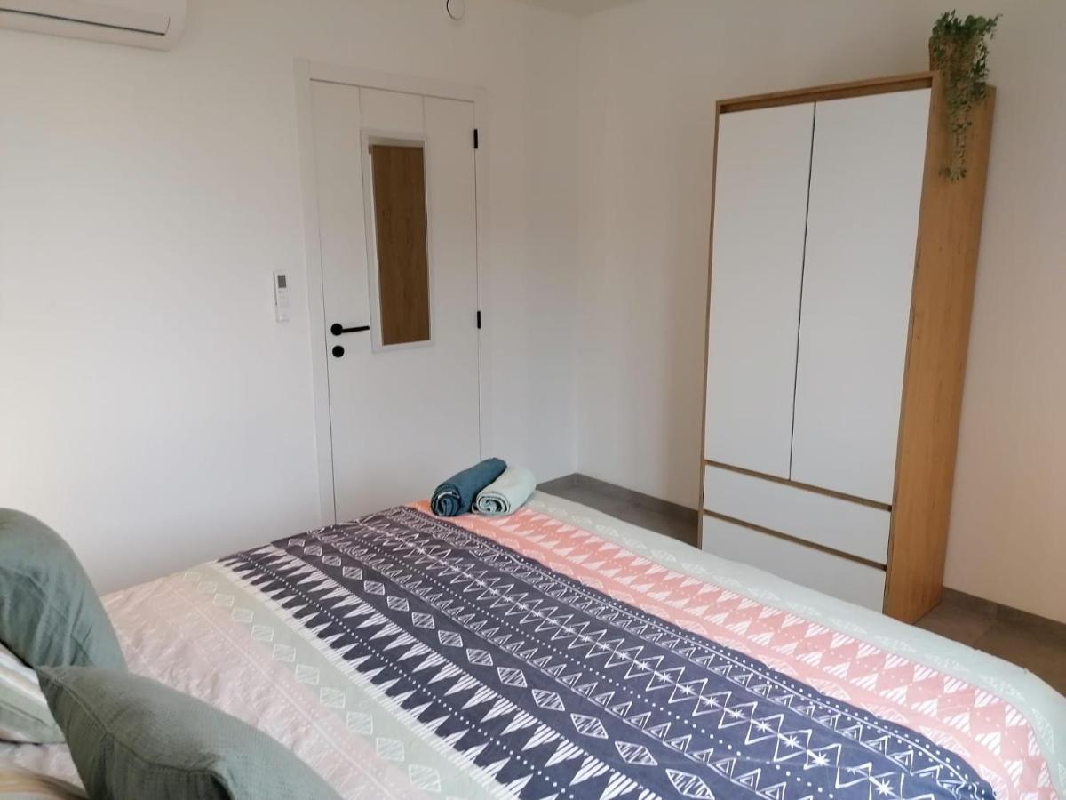 Rent & Relax: Vitrabelle Villa ลอมเมล ภายนอก รูปภาพ