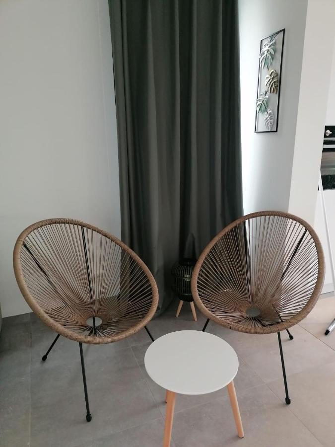 Rent & Relax: Vitrabelle Villa ลอมเมล ภายนอก รูปภาพ